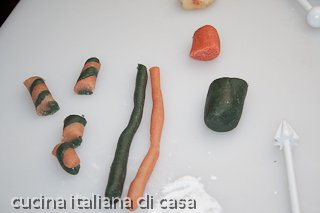 dolcetti di marzapane colorato