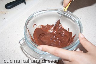 sciogliere il cioccolato