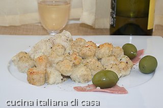 gnocchi di ricotta, olive e mortadella
