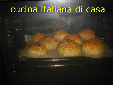 cuocere i panini con le noci