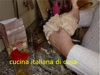 impastare il pane