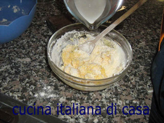 preprare l'impasto dei bomboloni