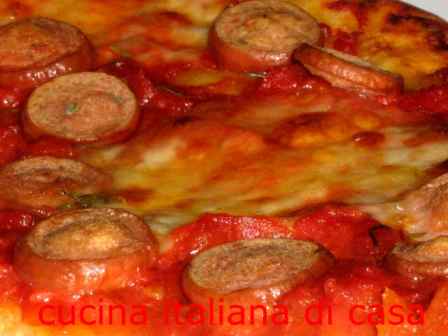 pizza ai wurstel