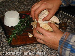 Preparare la spuma di pollo al rosmarino