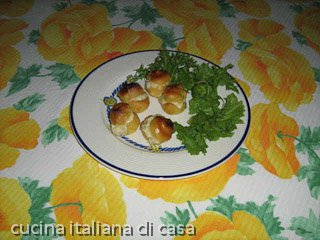 bignè al gorgonzola