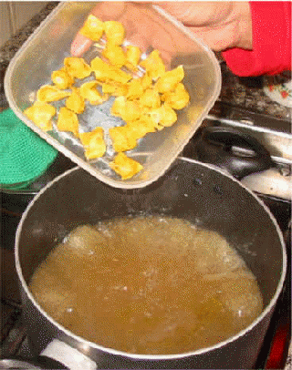 cuocere i tortellini in brodo
