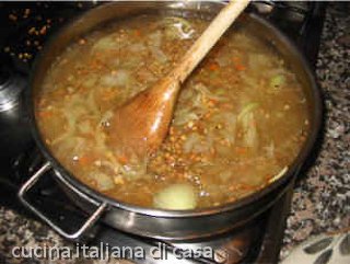 brodo pe cucinare le lenticchie