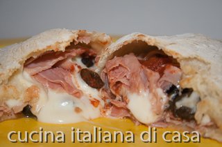 calzone carciofini e prosciutto