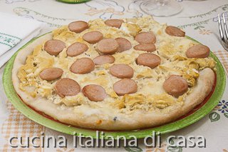 pizza wurstel e senape