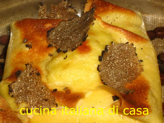 crespelle con tartufo nero