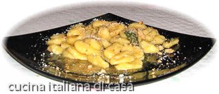 gnocchi di zucca al burro di nocciole